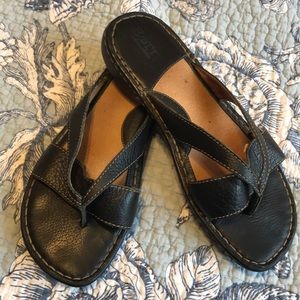 Black leather Børn sandals